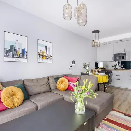 Ecru Bohema 1-bedroom With Balcony *