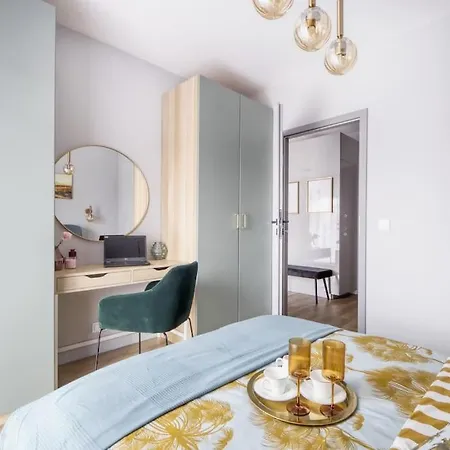Apartment Ecru Bohema 1-bedroom With Balcony